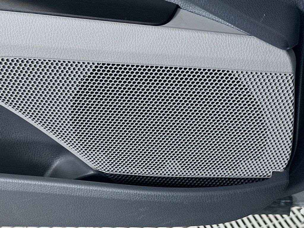 Thumbnail: 2024 Toyota Camry - 18