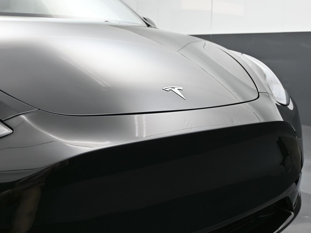 2025 Tesla Model Y Long Range Dual Motor All-Wheel Drive