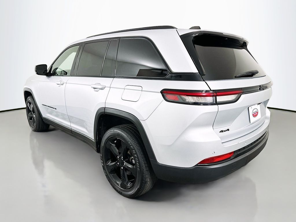 Thumbnail: 2024 Jeep Grand Cherokee - 7