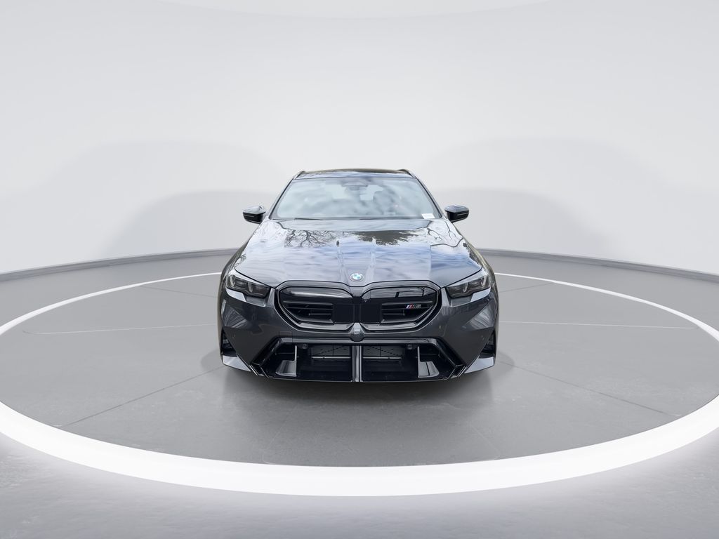 Thumbnail: 2026 BMW M5 - 3