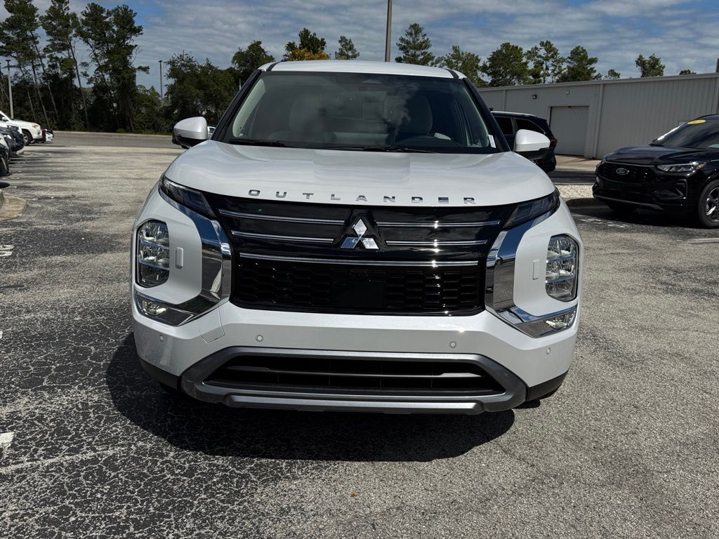 New 2025 Mitsubishi Outlander SUV