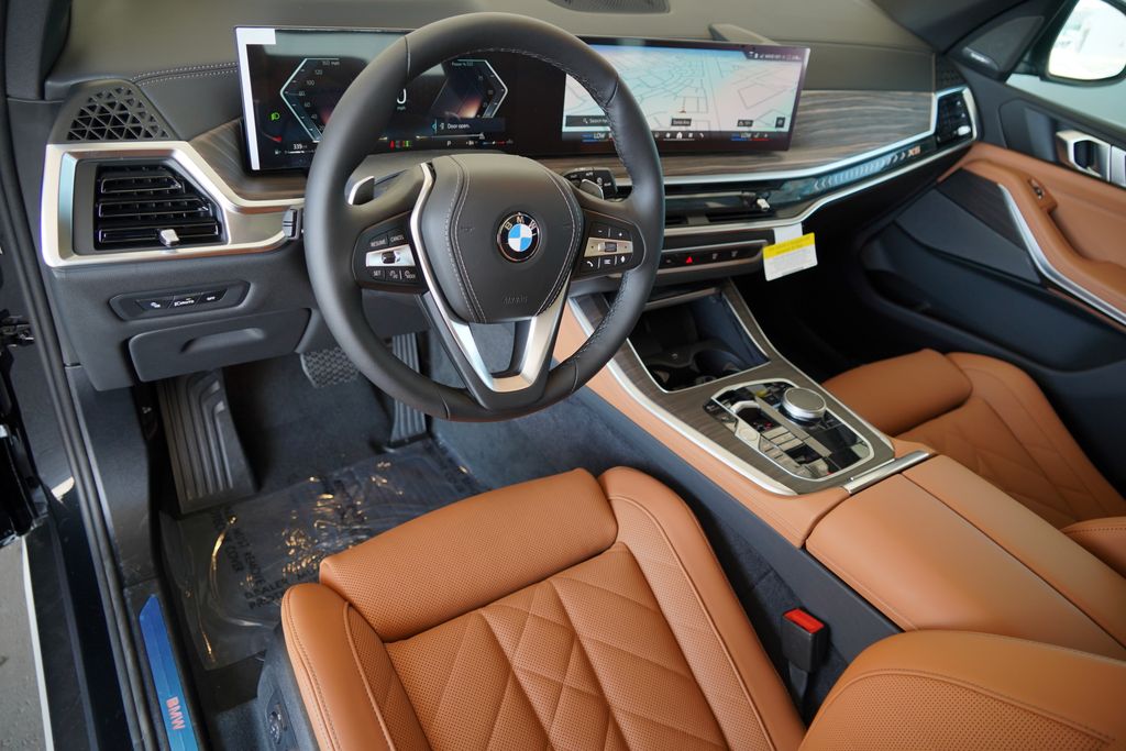 Thumbnail: 2026 BMW X5 - 12