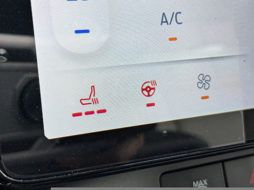 2025 Ford F-150 Lightning Platinum