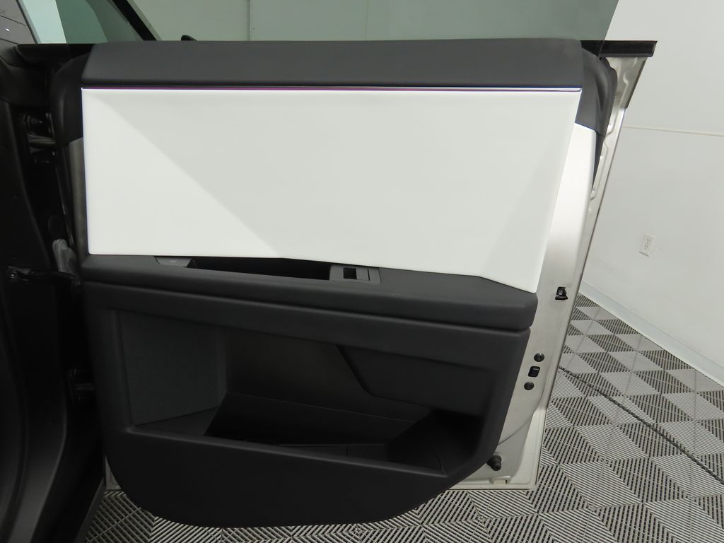 Thumbnail: 2024 Tesla Cybertruck - 27