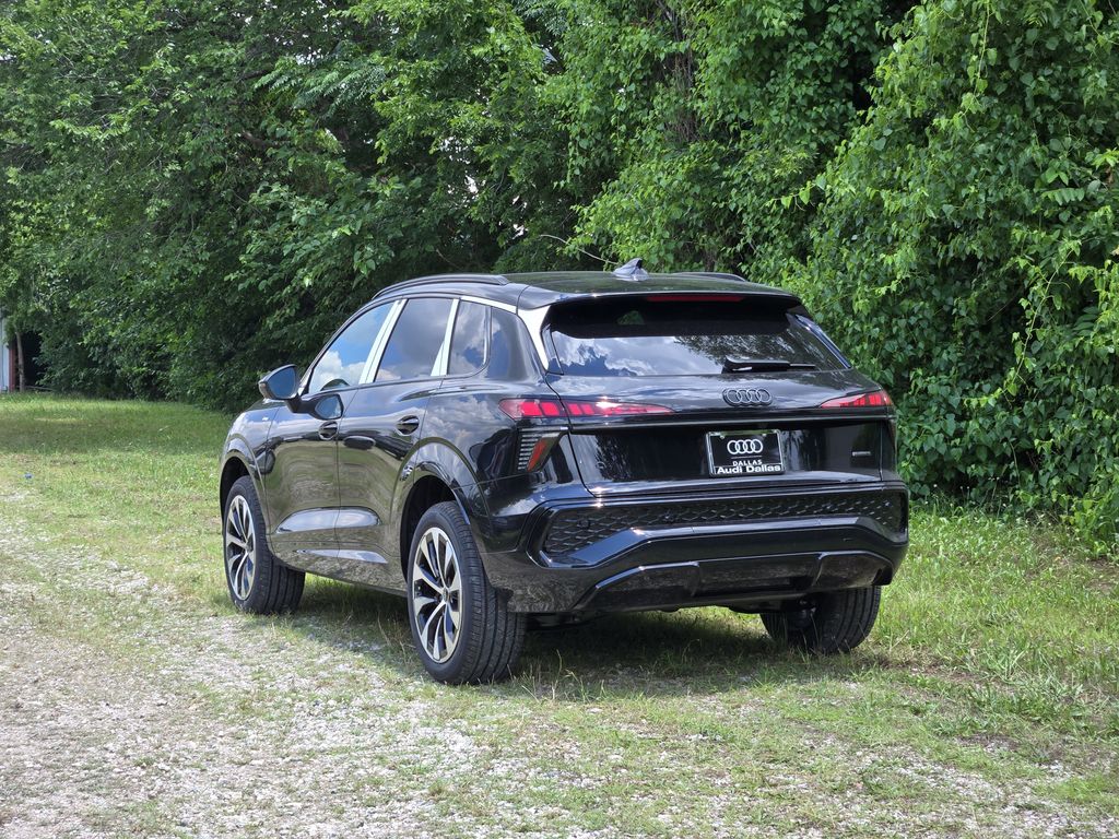 new 2026 Audi Q3 car, priced at $50,035