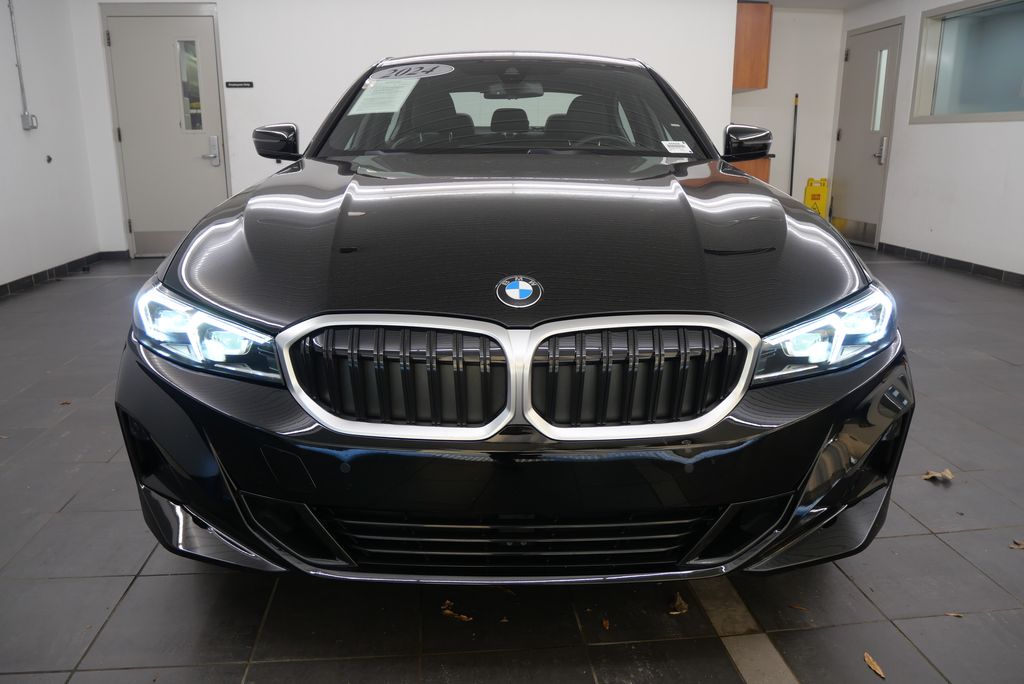 2024 BMW 3 Series 330i 9