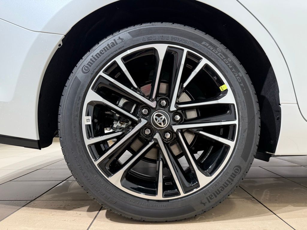 Thumbnail: 2026 Toyota Camry - 9