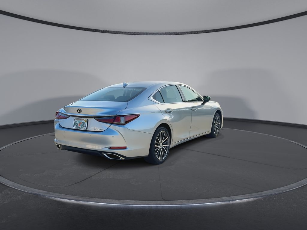 Thumbnail: 2025 Lexus ES - 8