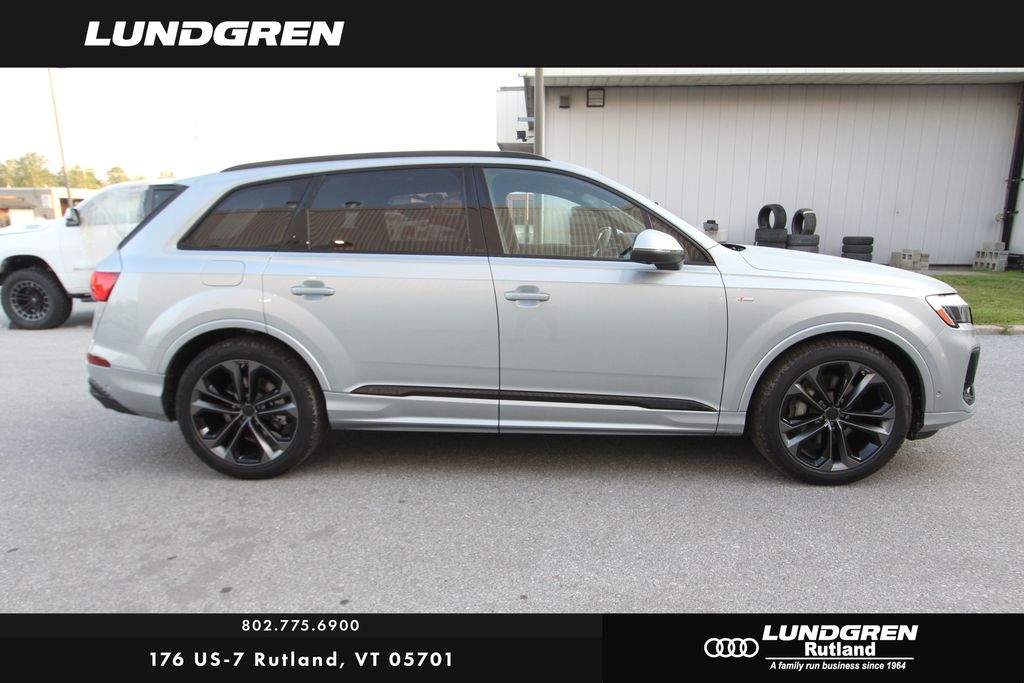 New 2026 Audi Q7 SUV