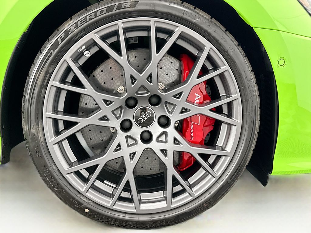 Thumbnail: 2025 Audi RS 3 - 31