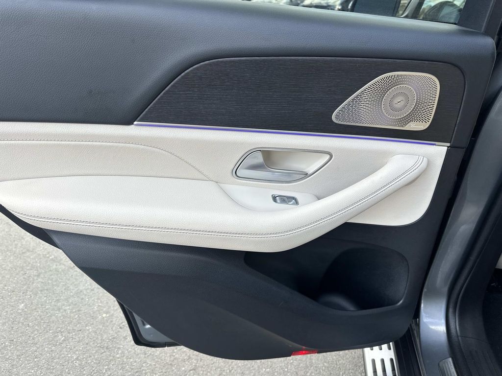 Thumbnail: 2022 Mercedes-Benz GLE - 31