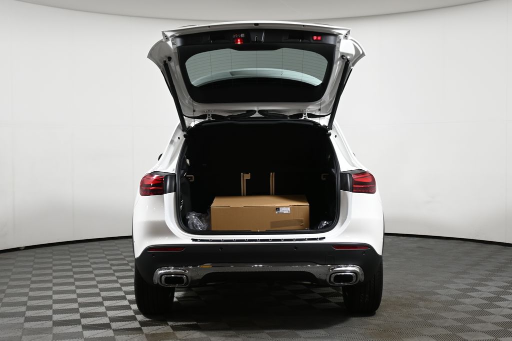 Thumbnail: 2026 Mercedes-Benz GLA - 28