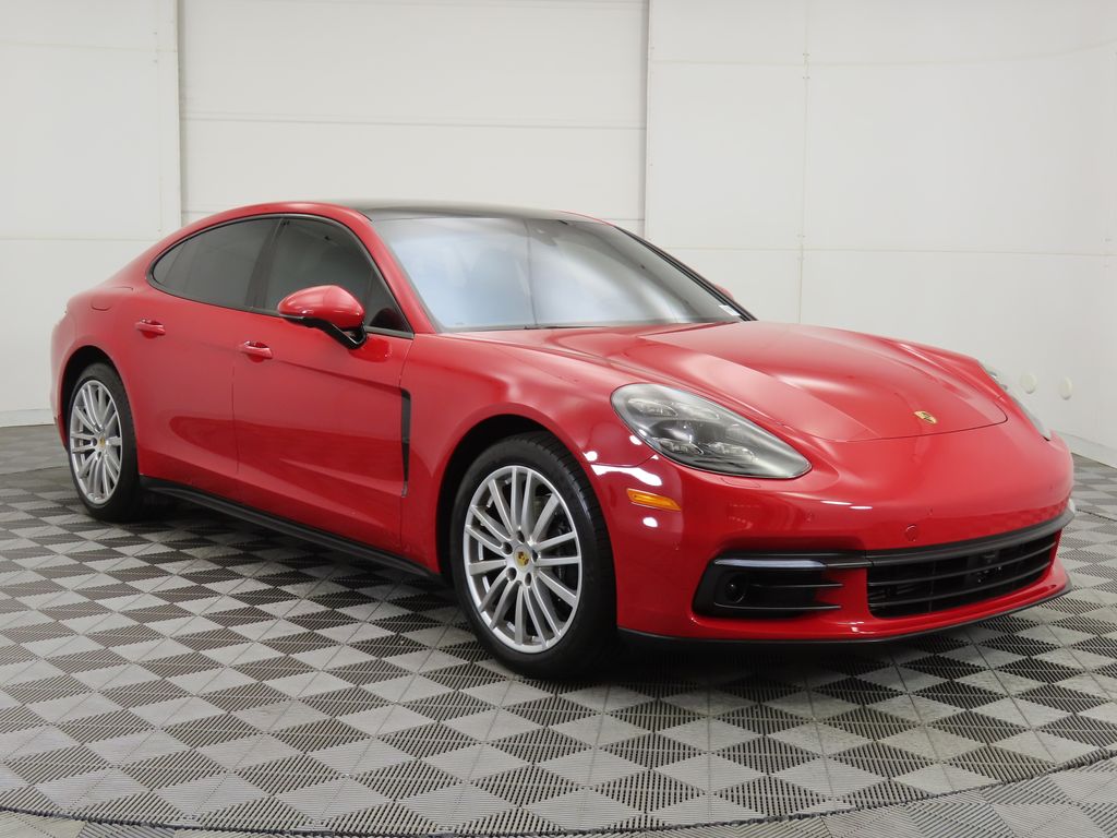 Thumbnail: 2017 Porsche Panamera - 3