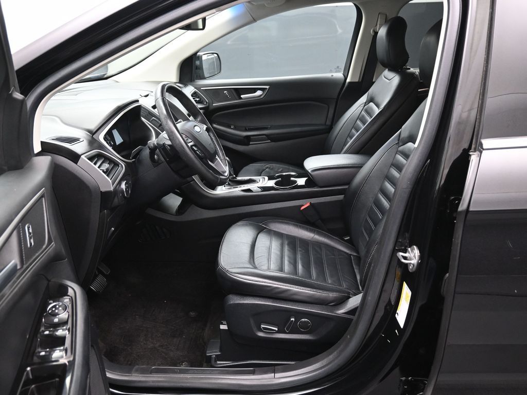 Used 2016 Ford Edge SEL with VIN 2FMPK4J97GBB82653 for sale in Kansas City