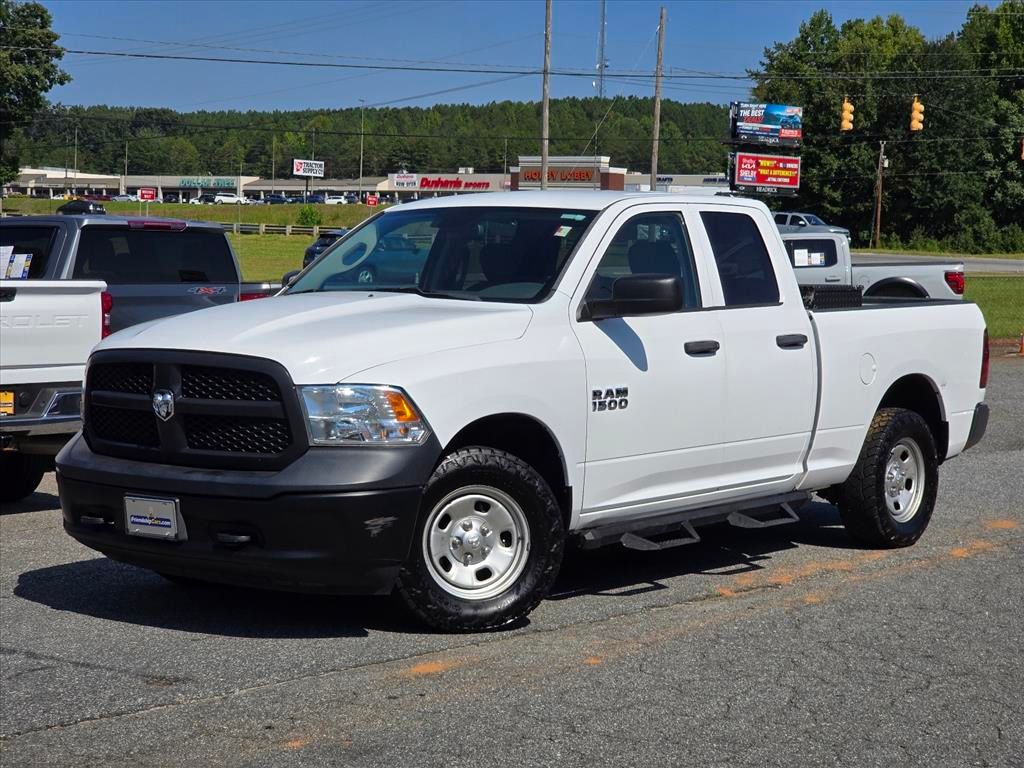 2016 RAM 1500 Blanco (Bright White Clearcoat) Camioneta Todo terreno 8 velocidades Automática