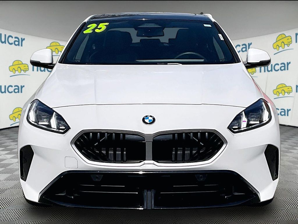 2025 BMW 2 Series — photo 2