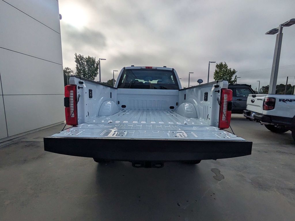 2027 Ford F-250 Super Duty XL