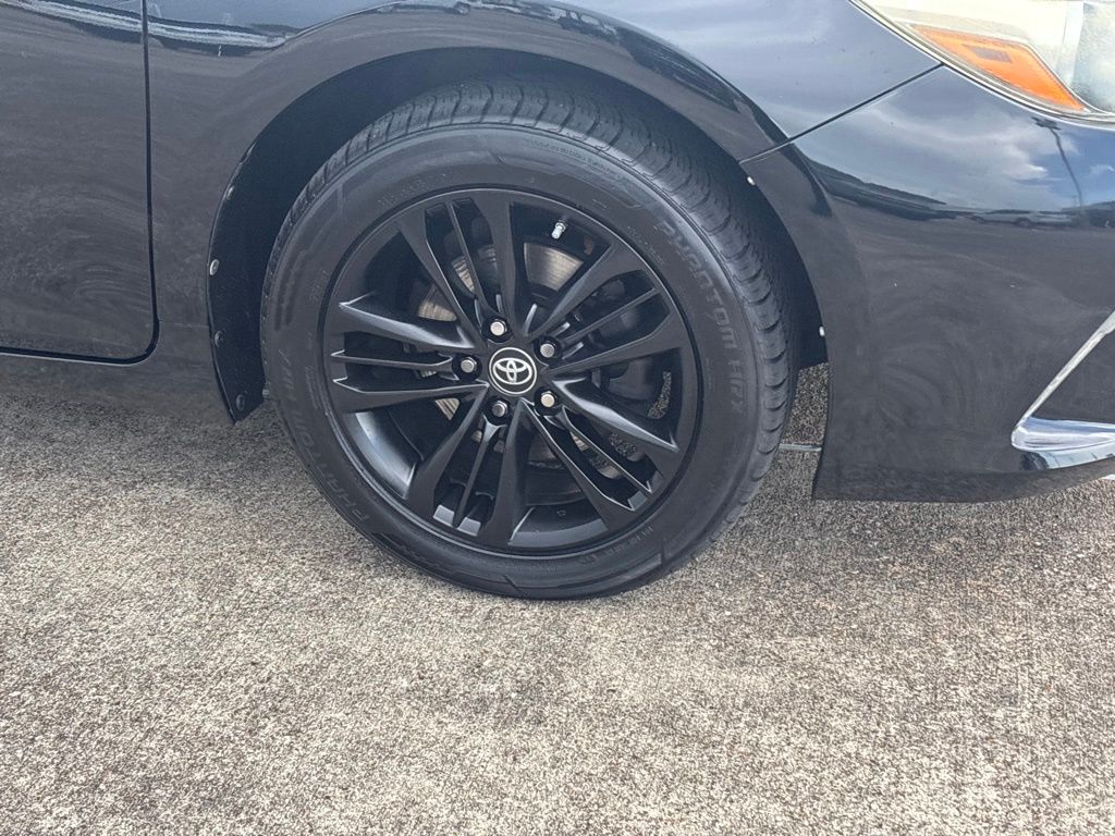 2017 Toyota Camry SE Black at Gullo Toyota