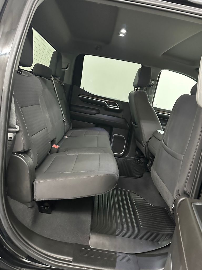 used 2022 Chevrolet Silverado 1500 car, priced at $30,985