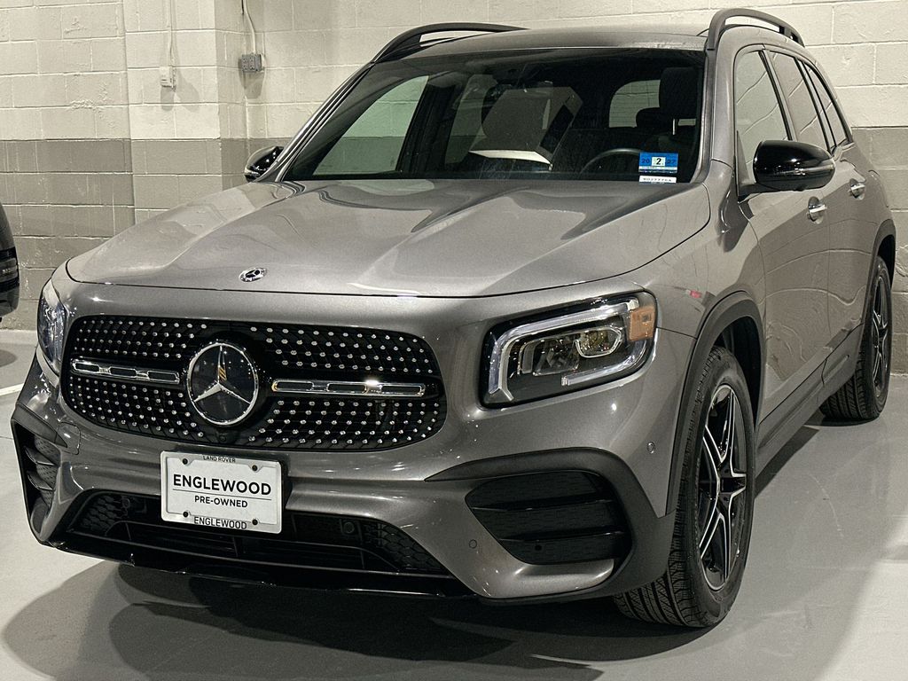 2020 Mercedes-Benz GLB 250 -
                  Englewood, NJ