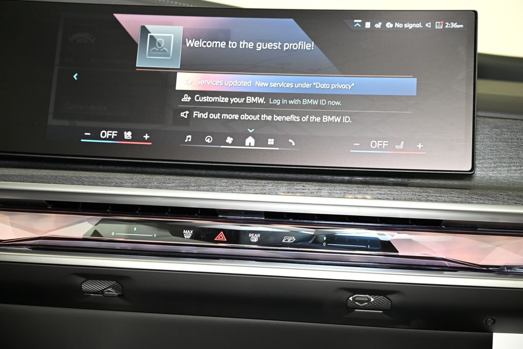 Thumbnail: 2026 BMW 7 Series - 18