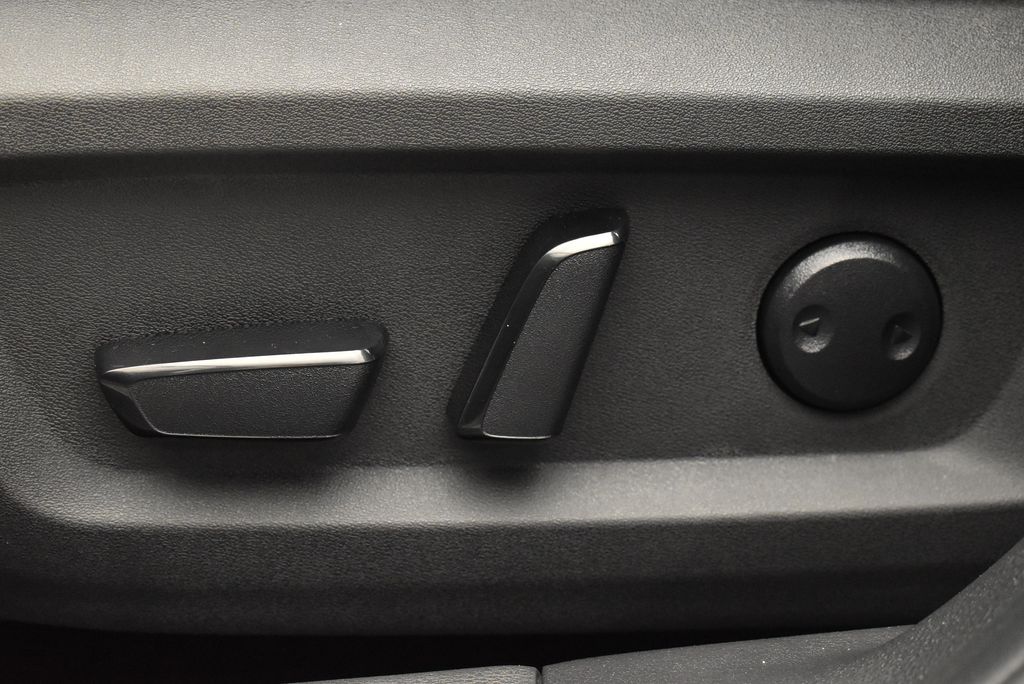 Thumbnail: 2026 Nissan Rogue - 15