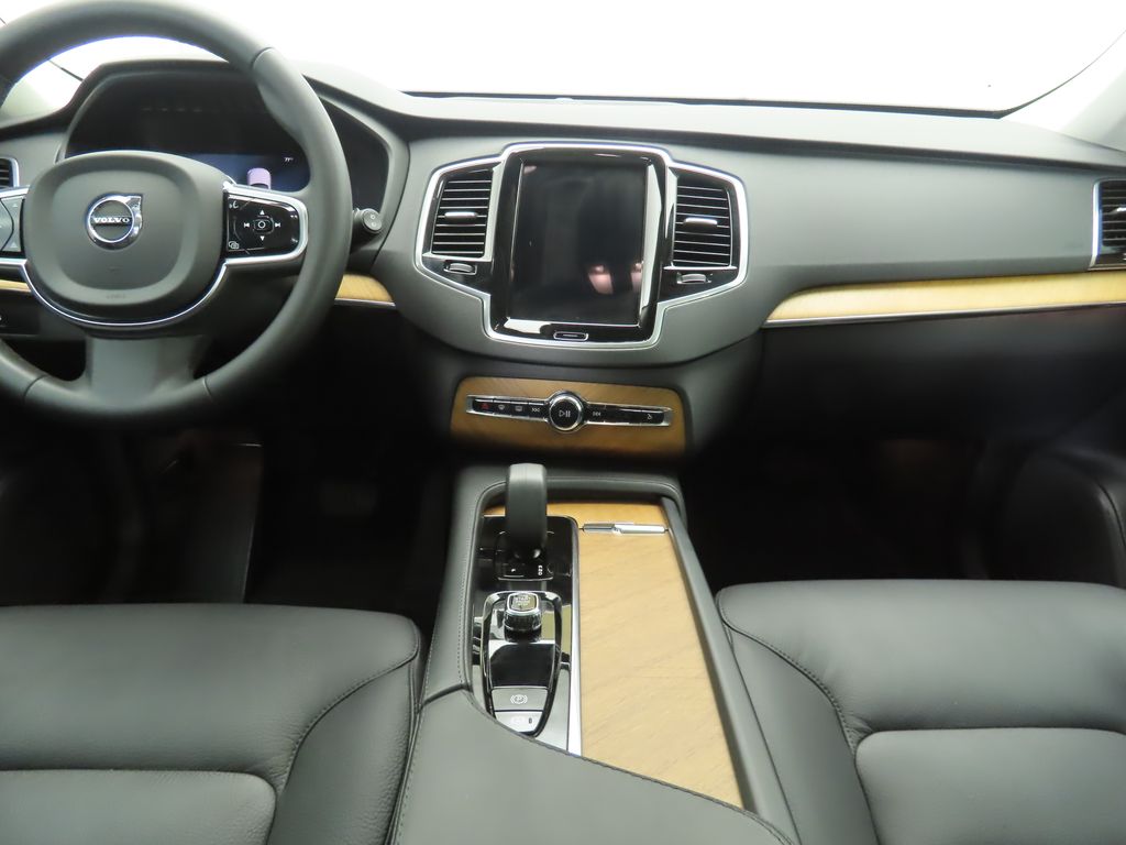 Thumbnail: 2024 Volvo XC90 - 13