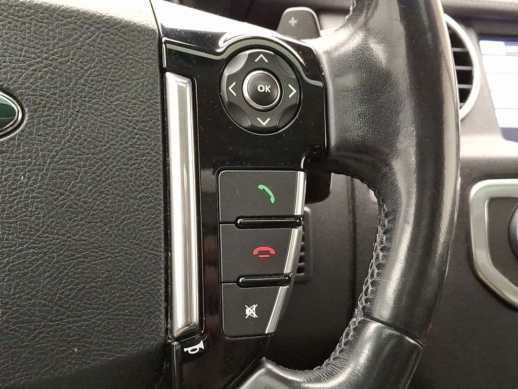 2016 Land Rover LR4 HSE 26