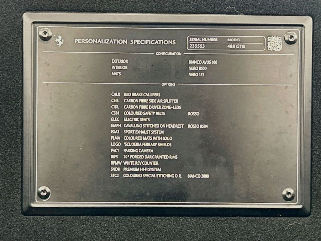 Used 2018 Bianco Avus Ferrari  image 31