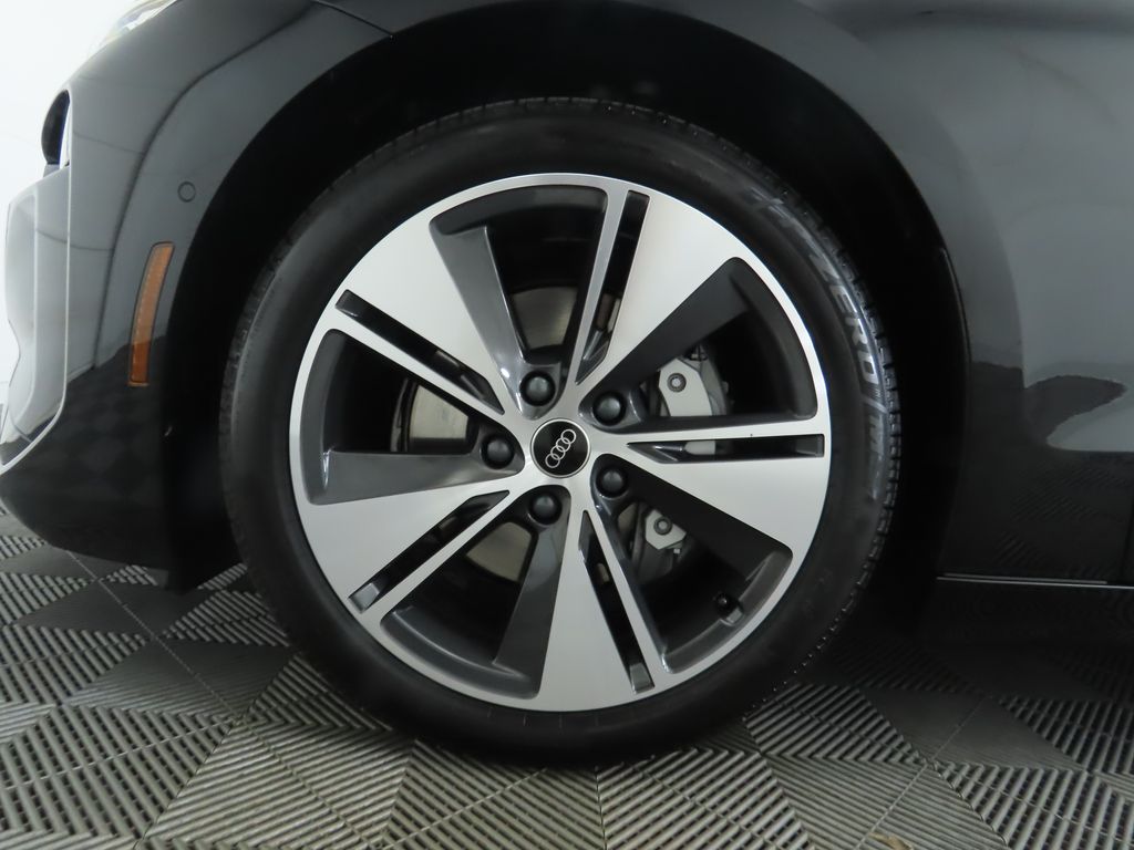 Thumbnail: 2025 Audi A6 - 32