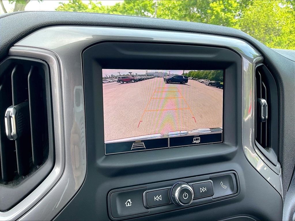 2022 GMC Sierra 1500 — photo 18