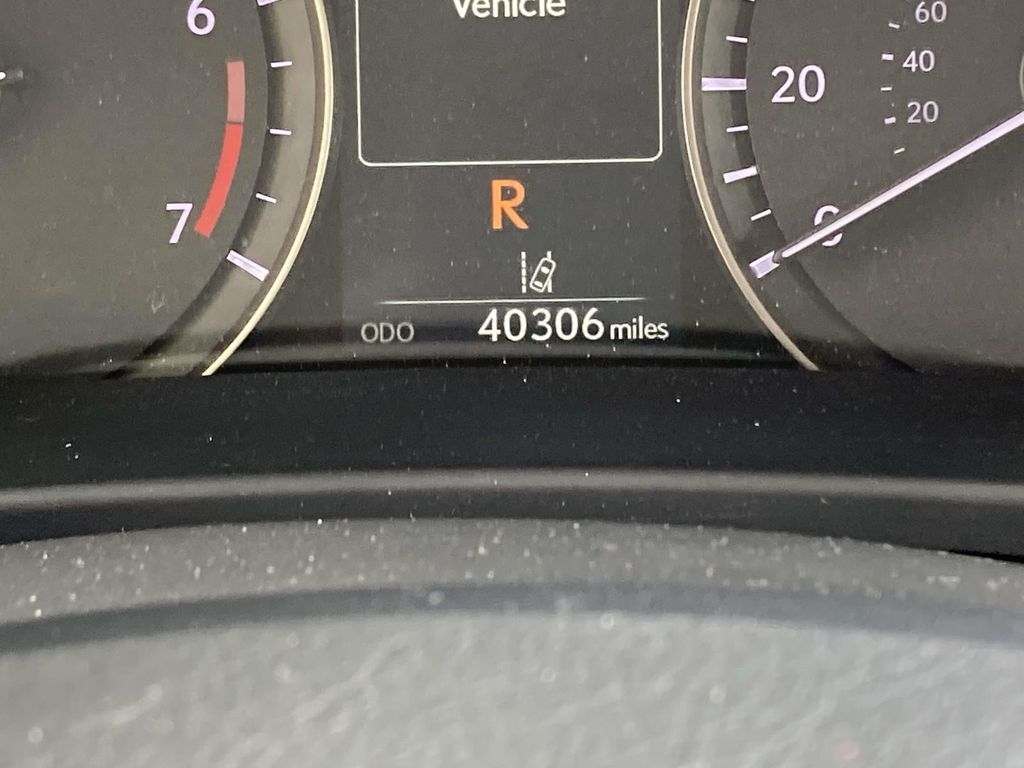 Certified Used 2022  Lexus 350 image 22