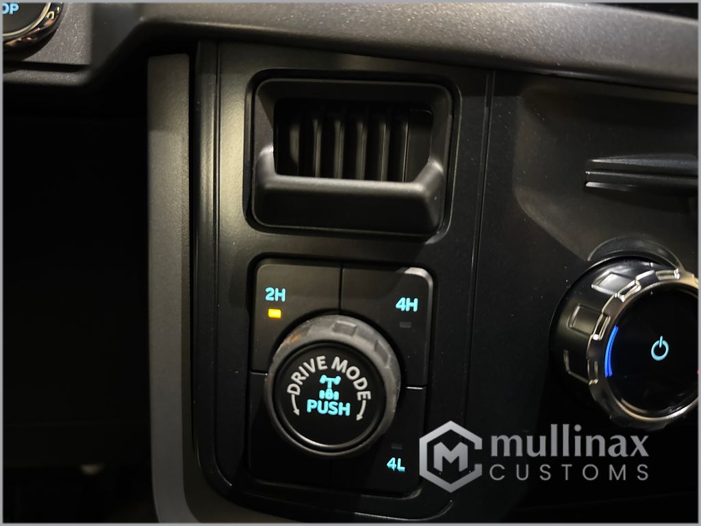 New 2026 Gray Ford XLT image 36