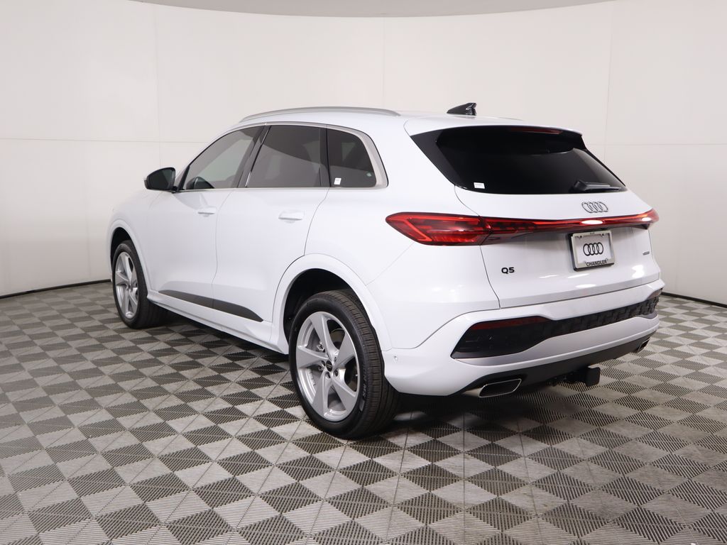 Thumbnail: 2025 Audi Q5 - 7