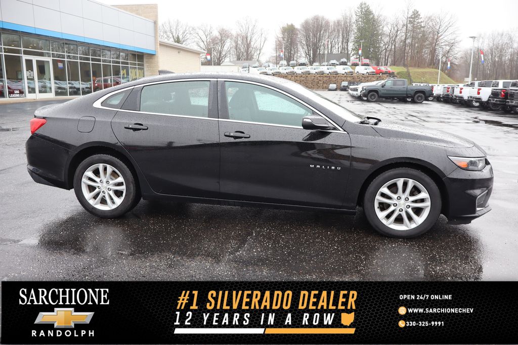 2017 Chevrolet Malibu LT FWD
