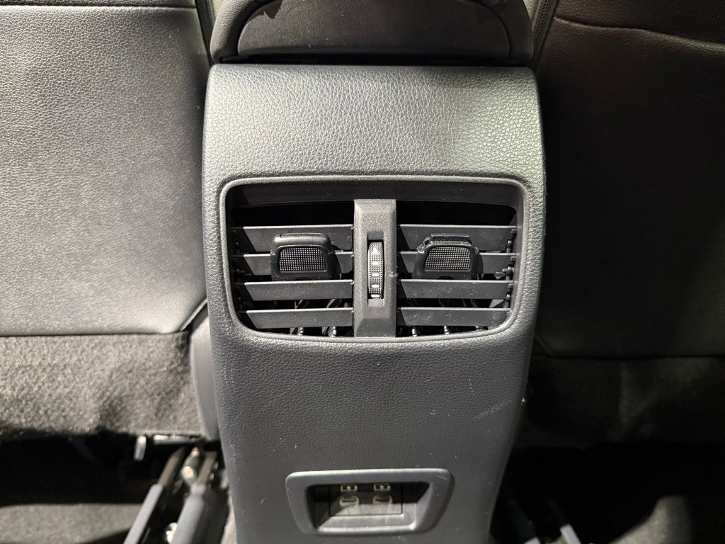 Thumbnail: 2023 Toyota Corolla Cross - 20