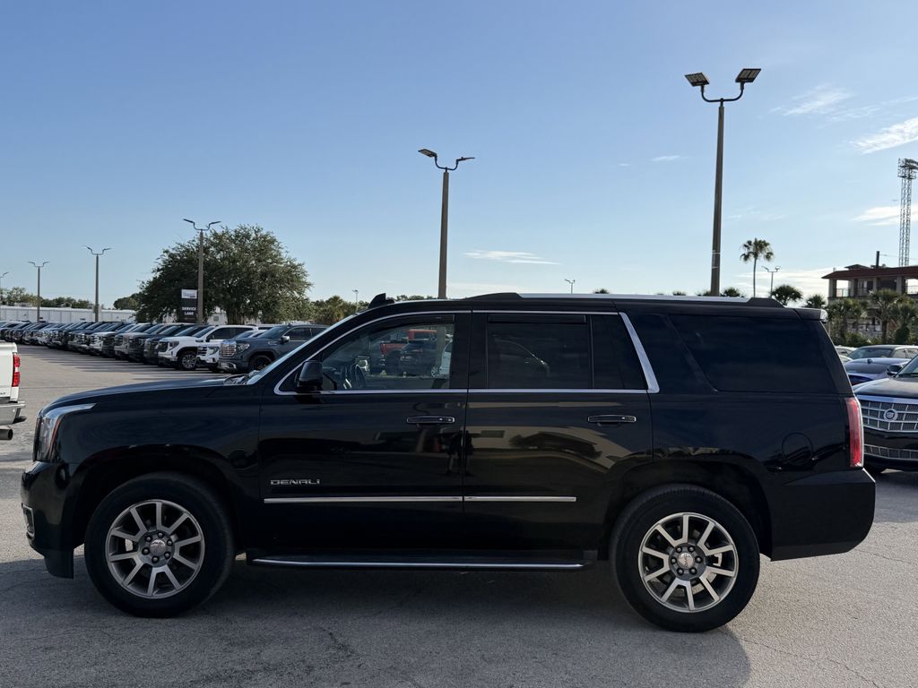 used 2018 GMC Yukon car, priced at $23,991