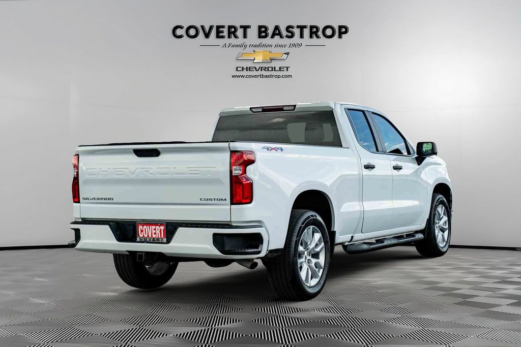 Used Car 2022 Chevrolet Silverado 1500 Ltd  Custom For Sale Under $30,000 In Austin, Texas