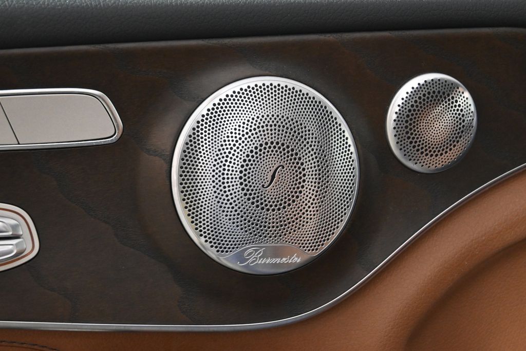 Thumbnail: 2017 Mercedes-Benz C-Class - 30