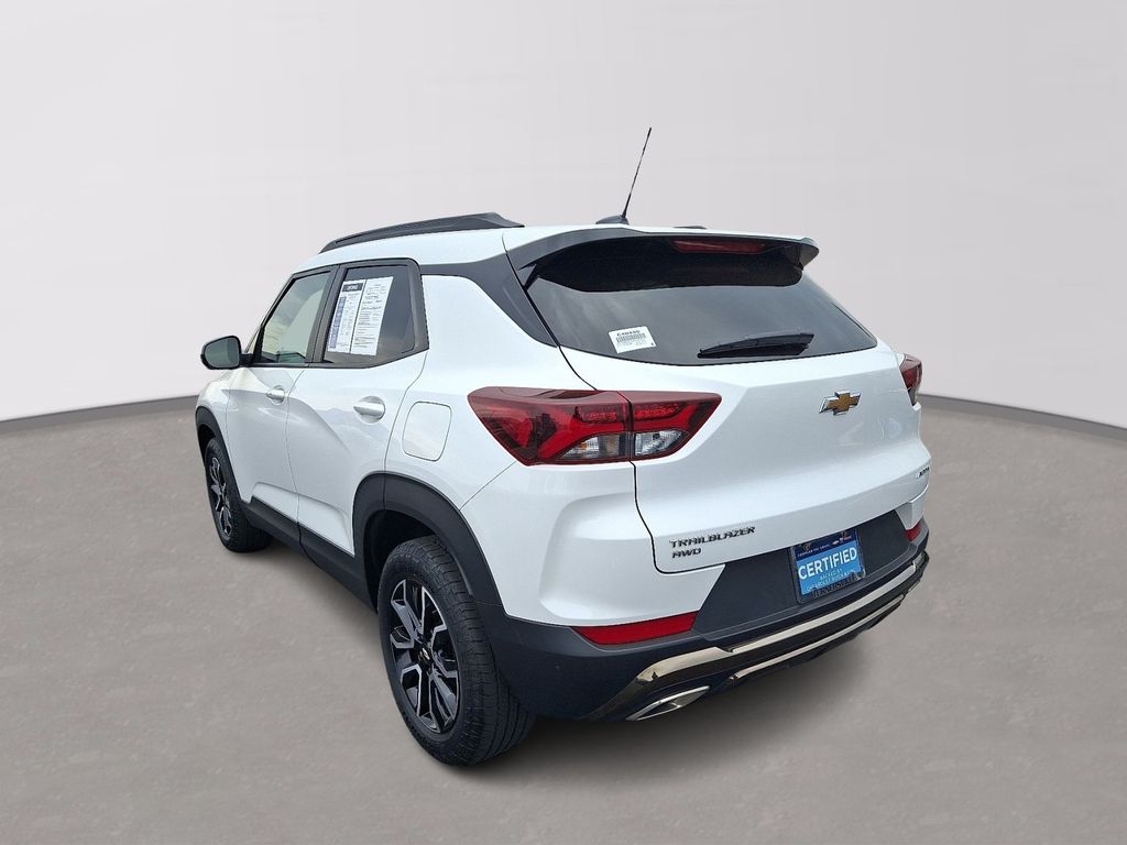 Thumbnail: 2023 Chevrolet TrailBlazer - 4