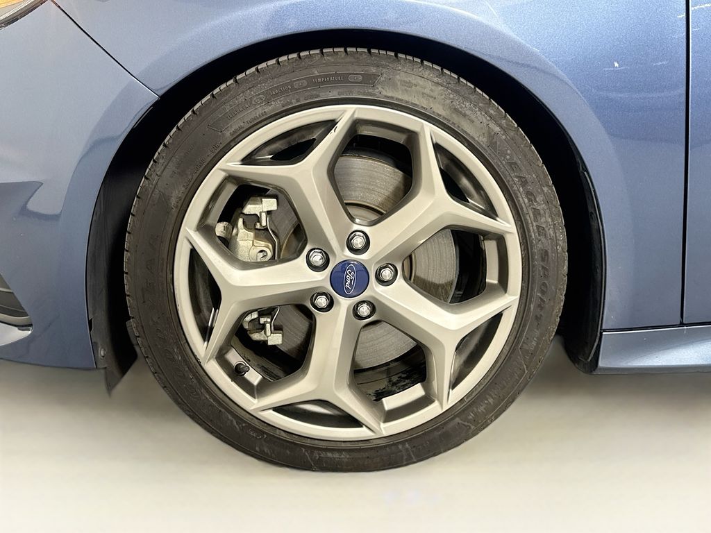 Used Car 2018 Ford Focus  St For Sale Under $25,000 In Austin, Texas