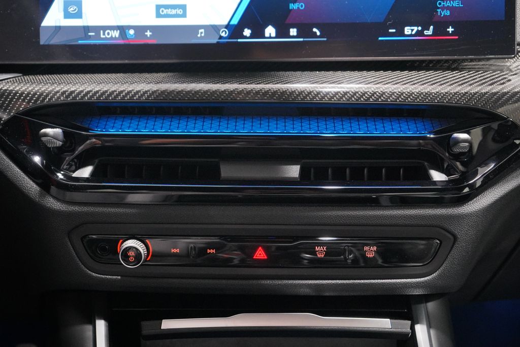 Thumbnail: 2026 BMW M4 - 13