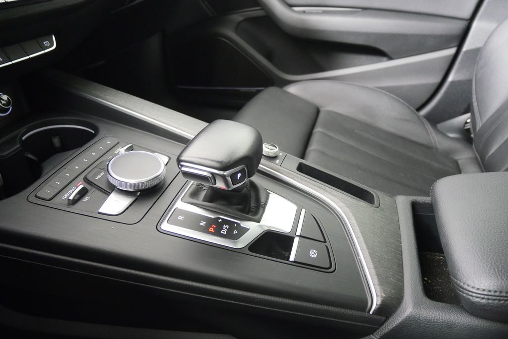 Thumbnail: 2018 Audi A4 - 27