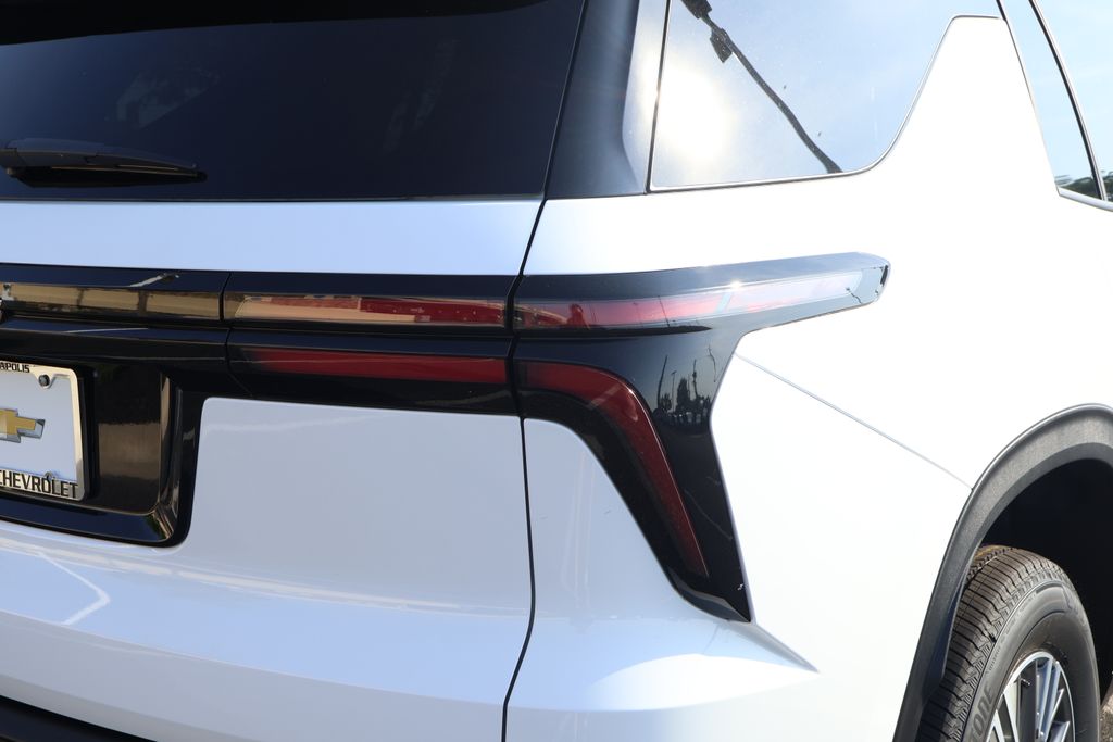 Thumbnail: 2026 Chevrolet Traverse - 9