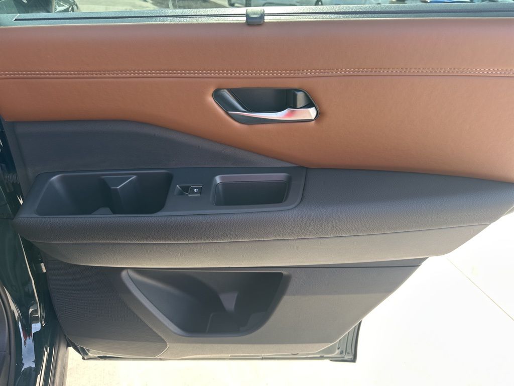 2025 Obsidian Green Pearl Nissan Pathfinder Platinum 4X4 SUV