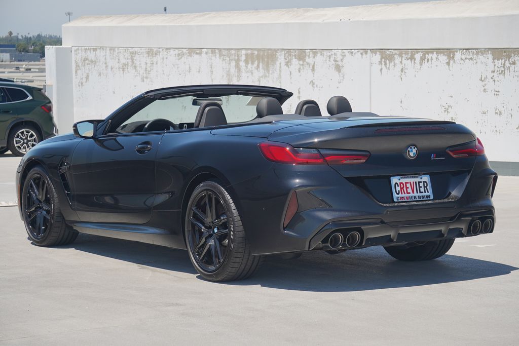 Thumbnail: 2025 BMW M8 - 9