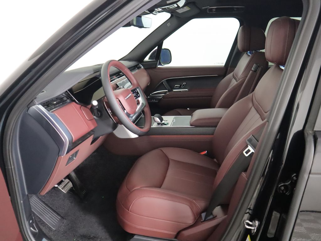 Thumbnail: 2025 Land Rover Range Rover - 21