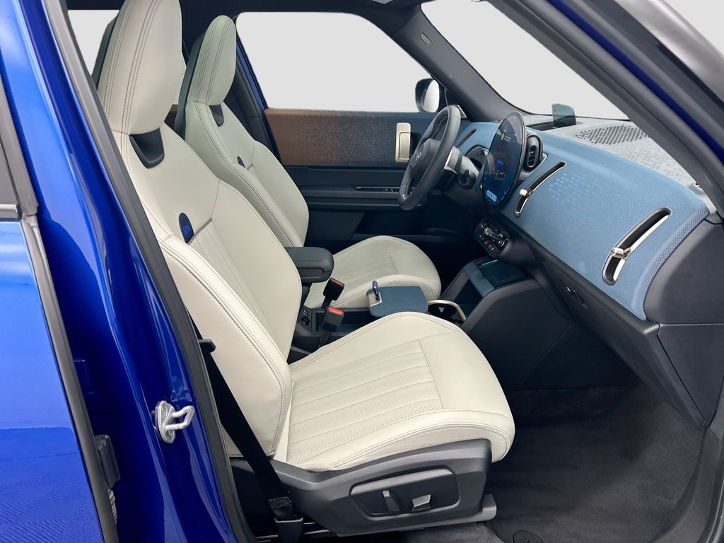 Thumbnail: 2025 MINI Cooper Countryman - 22