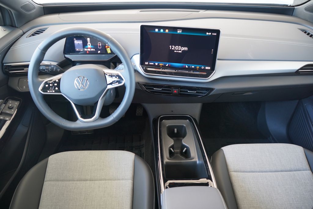 2025 Volkswagen ID.4 Pro 11