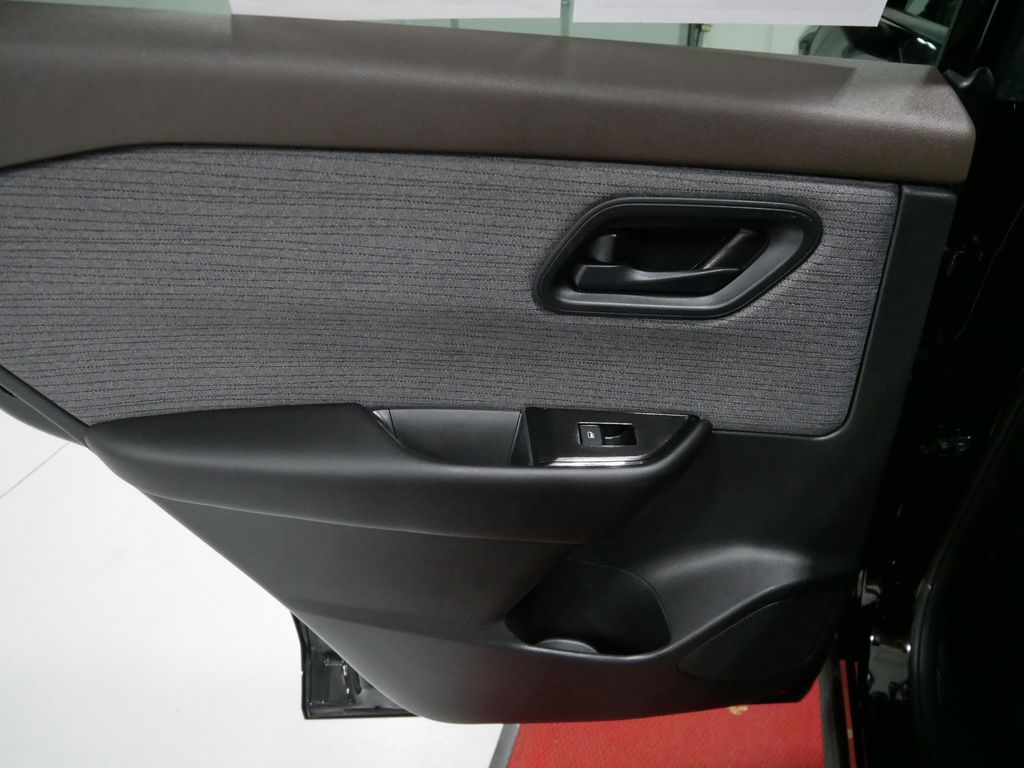 Used 2023 Nissan Rogue SUV